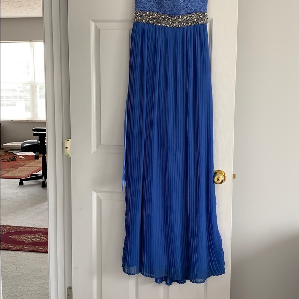 💙BLUE SLEEVELESS DRESS - Picture 3 of 7